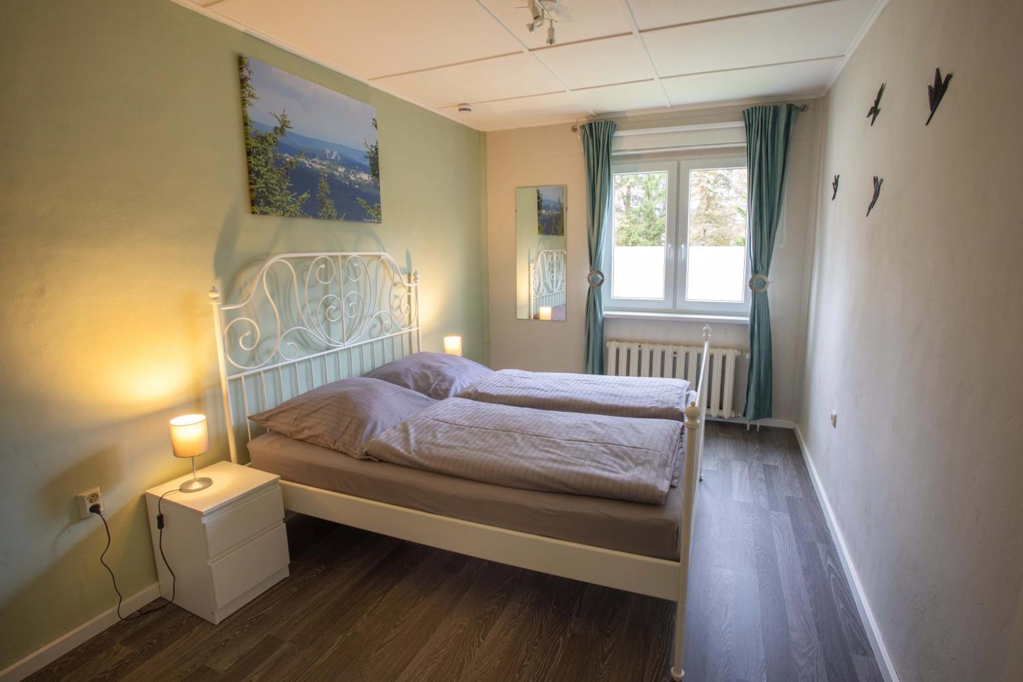 Am Waldesrand 3*